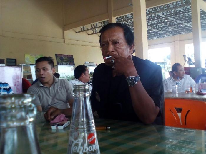 Poldasu Didesak Tahan Mujianto