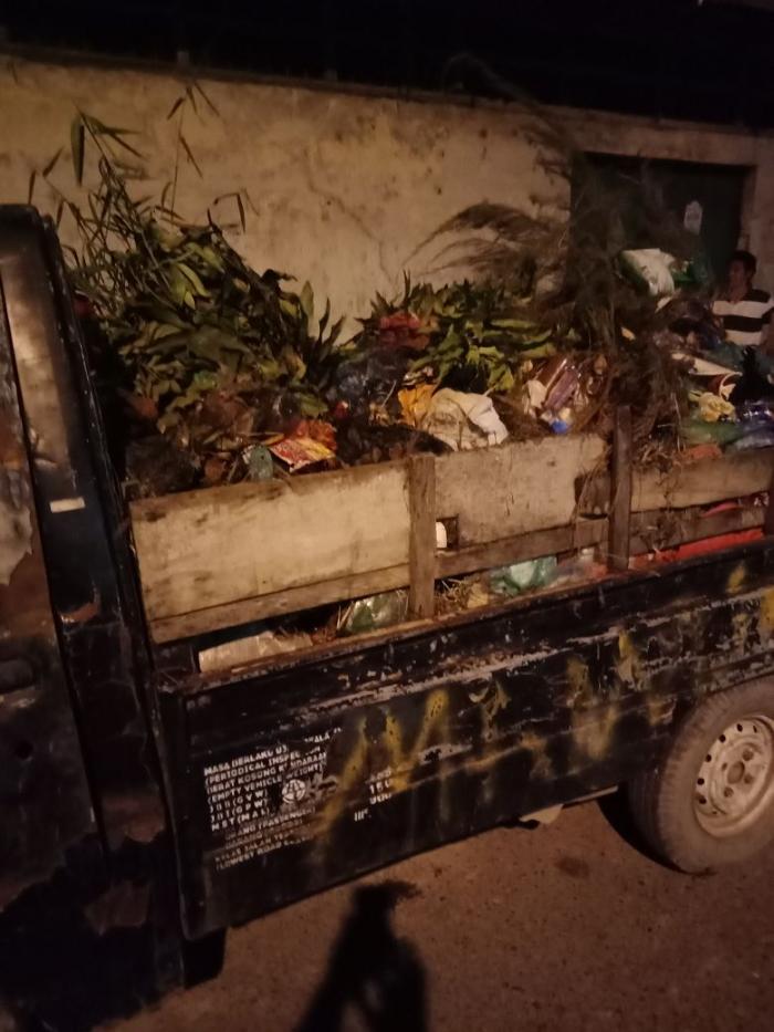 Kepergok Buang Sampah Sembarangan, DLH Tangkap Satu Unit Mobil
