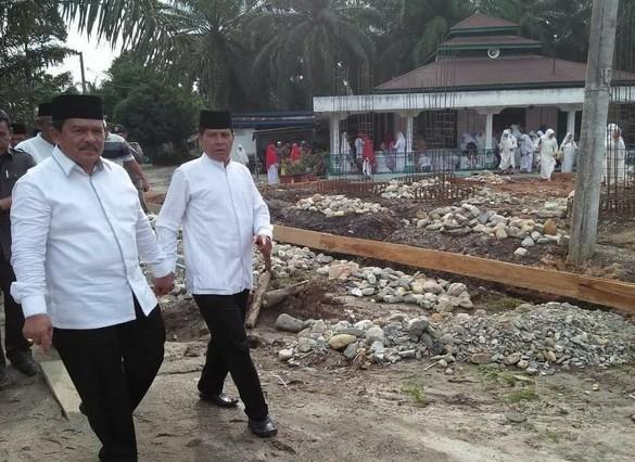 Bupati Labuhanbatu Ajak Pengusaha Peduli Pembangunan Masjid