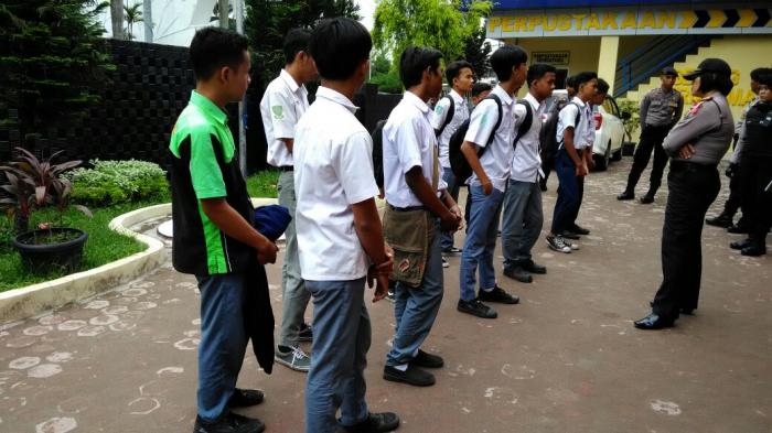 Belasan Pelajar Terjaring dari Warnet dan Taman Teladan
