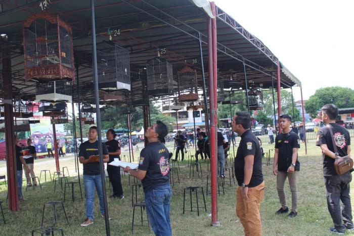 Ratusan Peserta Ramaikan Lomba Burung Berkicau Kapolres Asahan Cup 