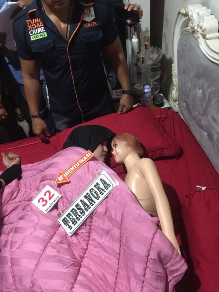 Kejiwaan Otak Pembunuhan Hakim Perlu Diperiksa, Sempat Tidur dengan Mayat Suami 