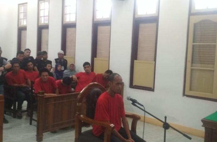 Tak Serahkan Grand Sultan Tanah, Indra Kusuma Diadili 