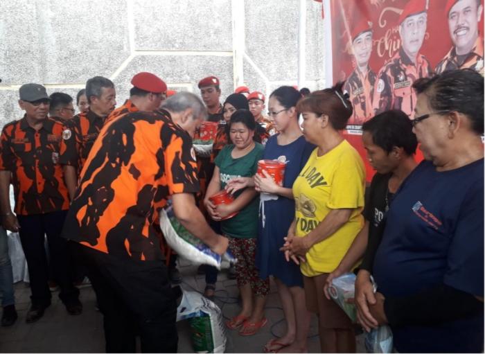 Sambut Hari Imlek, MPW PP Sumut Santunin Warga Masyarakat