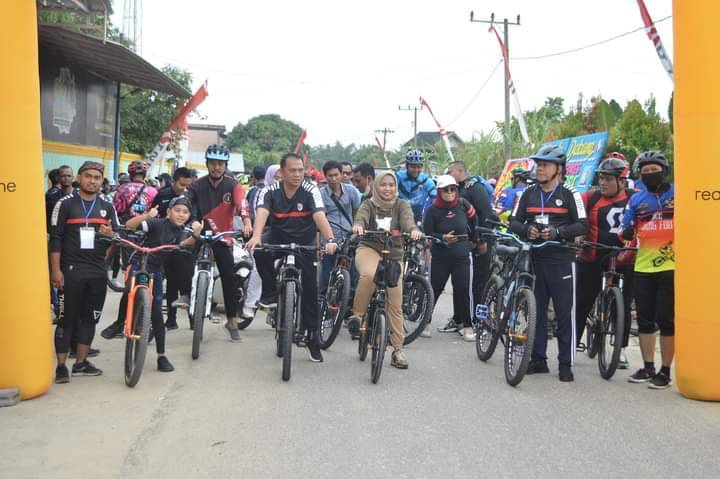 Bupati dan Wakil Bupati Labuhanbatu Gowes Bersama PSBC