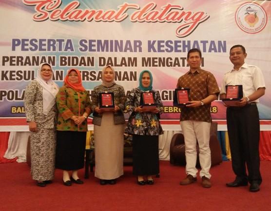Ketua PKK Labuhanbatu Buka Seminar Kesehatan Organisasi IBI