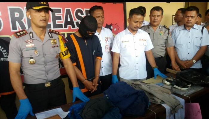 Pembunuh Mahasiswi Menyerah ke Polres Tapsel 