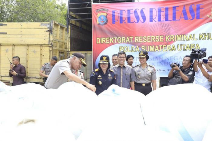 Polda Sumut Gagalkan Peredaran 226 Bal Monza