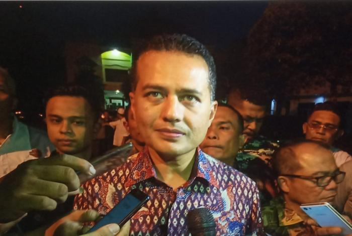 Diperiksa 9 Jam, Wagubsu Nyantai Tinggalkan Poldasu