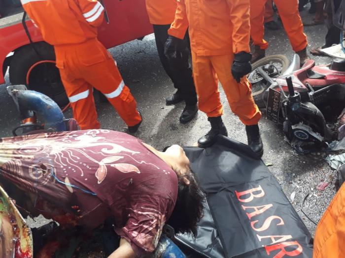 Kecelakaan Beruntun di Simpang Selayang, Nek Hasibuan Tewas Tergencet 