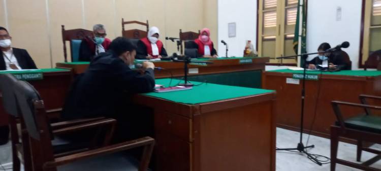 Mantan Kepala SMAN 8 Medan Mulai Diadili