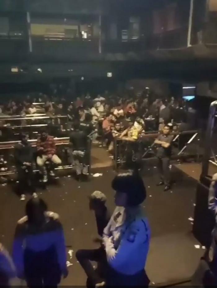 Positif Narkoba, Polisi dan BNN Amankan 40 Pengunjung Club Malam 