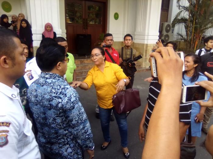 Sidang Korupsi Proyek IPA Martubung PDAM Tirtanadi Ricuh 