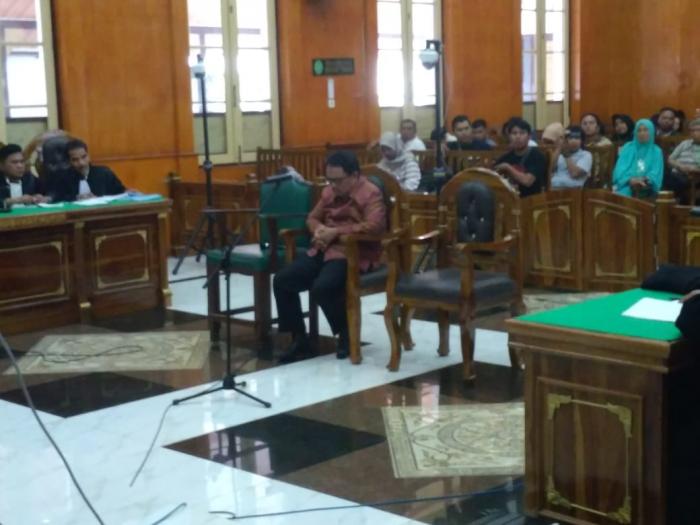 Bupati Non Aktif Labuhanbatu Dituntut 8 Tahun dan Dicabut Hak Dipilih