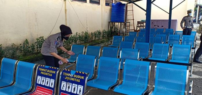 Cegah Penyebaran Covid-19, Satlantas Polresta DS Buka Pelayanan Pembuatan SIM di Ruang Terbuka