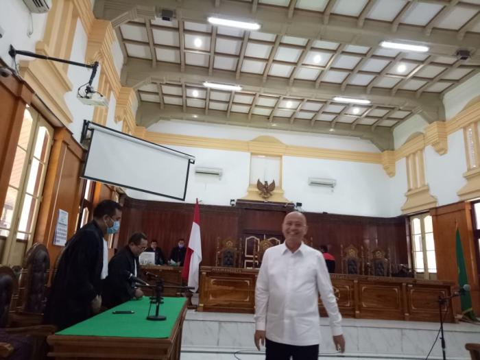Hakim Tolak Eksepsi Dzulmi Eldin 