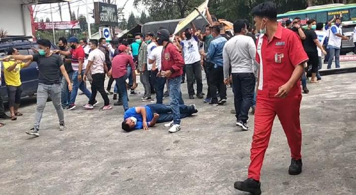 Pro dan Kontra KLB Partai Demokrat, 2 Kubu Massa Bentrok di Sibolangit