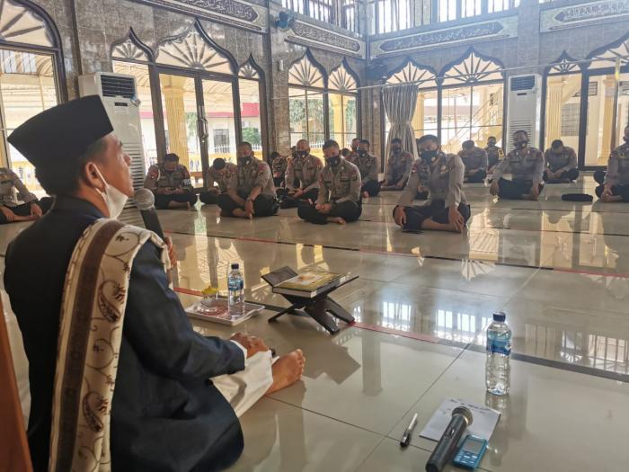 Sat Brimob Poldasu Peringati Isra Miraj Nabi Muhammad SAW
