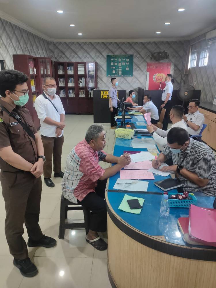 Tersandung Dugaan Korupsi,  Mantan Kepala Cabang Bank Syariah Mandiri ditahan di Rutan Labuhan Deli