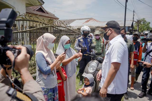 Bobby: Normalisasi Drainase & Perbaikan Jalan Platina Minggu Depan