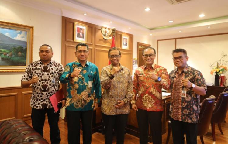 Prof Zudan Lapor ke Menko Prof Mahfud, Kebut Penyelesaian 5 PLBN Baru
