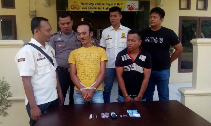 Transaksi dan Pesta Sabu, Polsek Kota Tangkap 4 Pengguna Narkoba 