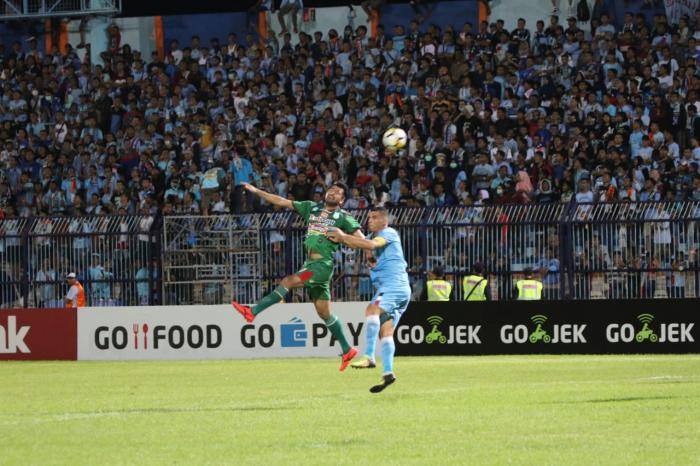 Memalukan, PSMS Dibantai Persela Lamongan 4-1