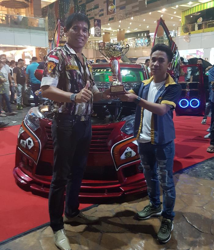 Wing Zore Apresiasi Kontes Modifikasi MBTech AutoCombat 2018 
