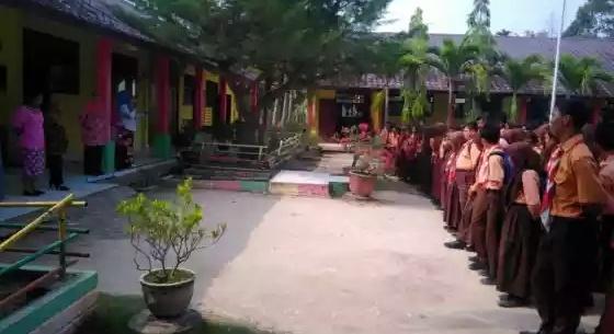 Dua Siswa SMP Negeri 2 Air Joman Raih Pemenang O2SN 