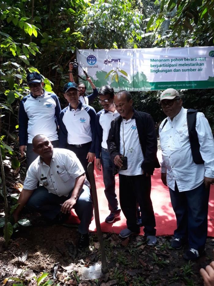 PDAM Tirtanadi Tanam 500 Batang Pohon di Sibolangit