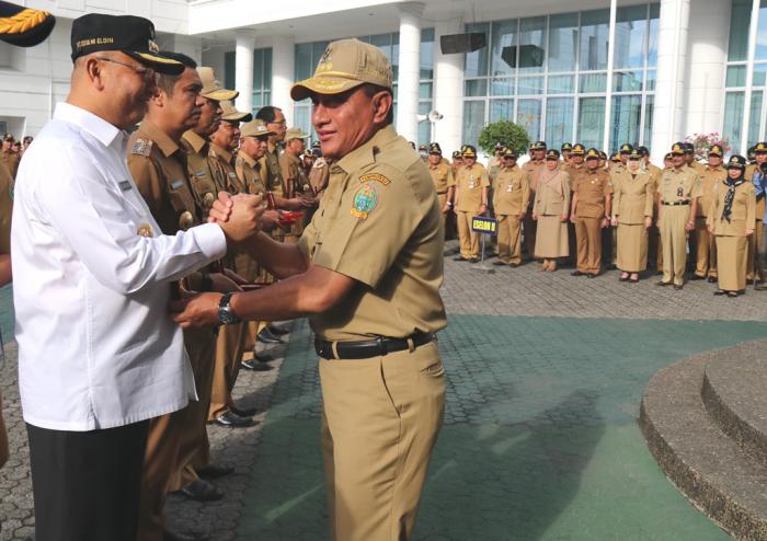 Walikota Terima Penghargaan LPPD