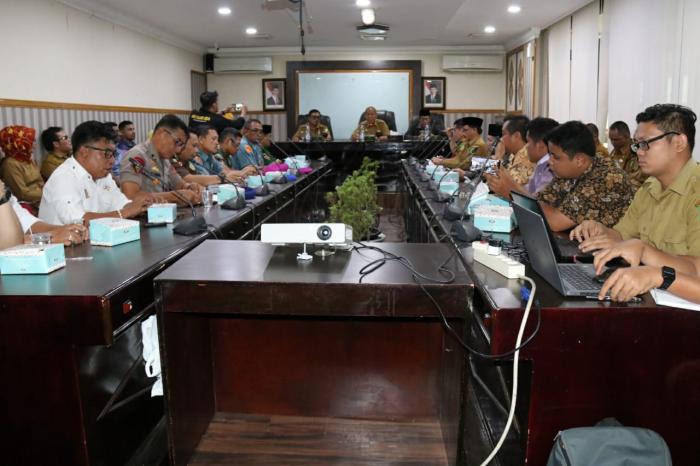 Pemko Medan Gelar Gotong Royong Kerukunan Umat Beragama Di Belawan