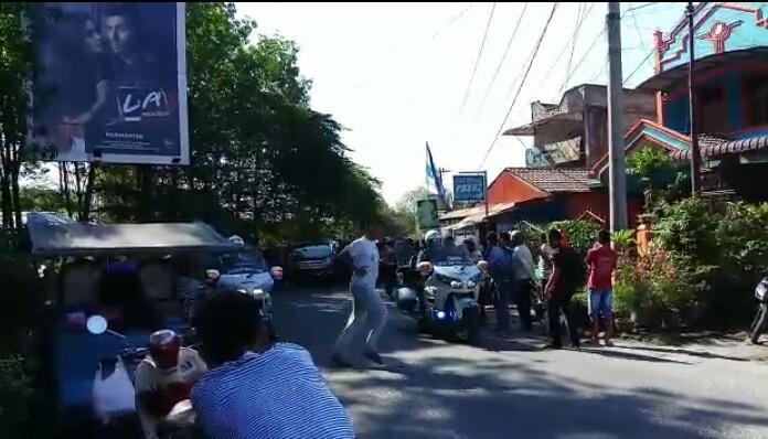Kampanye di Asahan Sumut, Jokowi Cerita Dicegat Pendukung 1,5 Jam