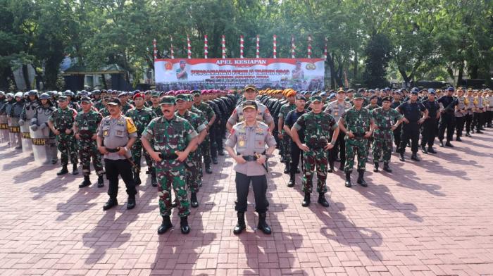 Kapolri Cek Kesiapan Pasukan Pengamanan Pilpres  