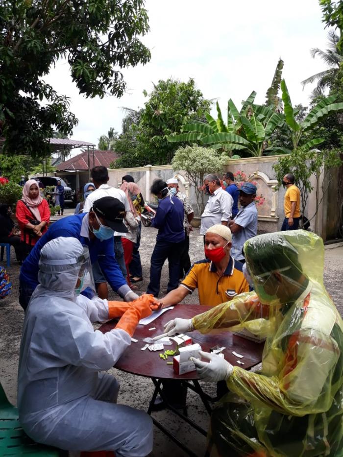 Pasca Anggota DPRDSU Positf Covid-19, 41 Warga Jalani Rapid Tes