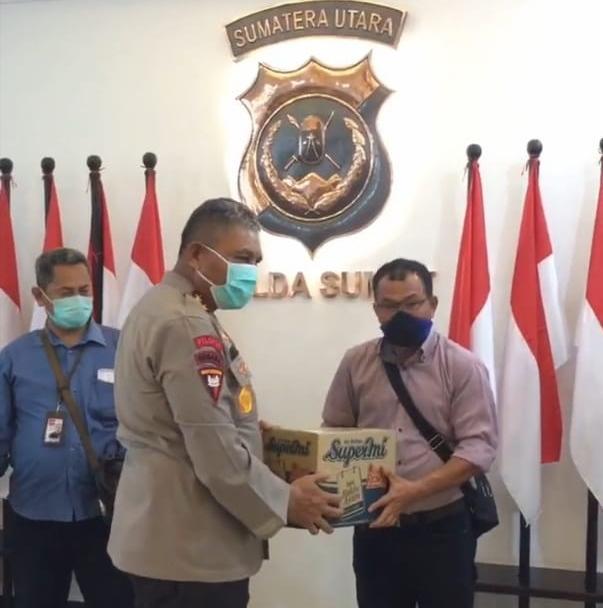 Kapoldasu Bantu Sembako Untuk Wartawan