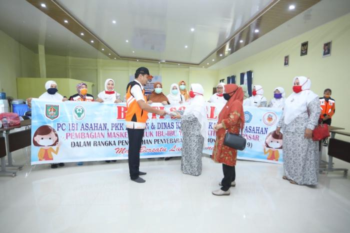 IBI dan Dinkes Asahan Bagikan 1000 Masker