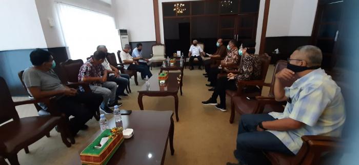 Bertemu Bupati, Masyarakat Tionghoa Berpartisipasi Perangi Virus Corona