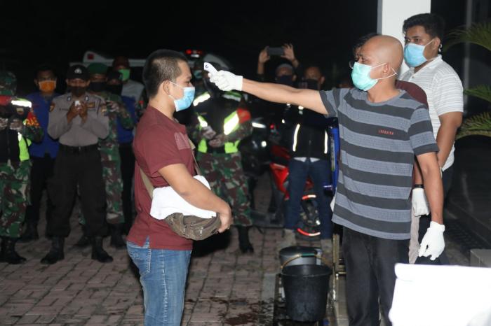Terkait Wabah Virus Corona, 19 TKI Jalani Pemeriksaan Kesehatan