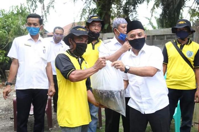 Bupati Motivasi Pemuda Berternak Ikan Lele