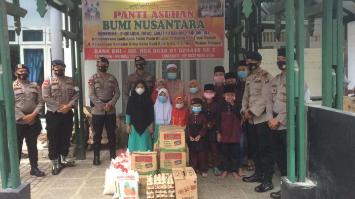 Kompi 4 Batalyon C Pelopor Sumut Bagikan Sembako