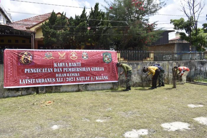 Taruna Latsitardanus 41 Renovasi Rumah Ibadah 