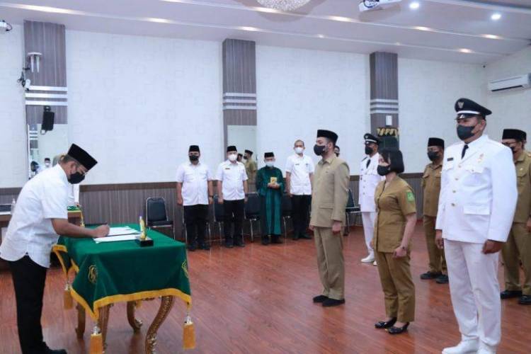 11 Pejabat Pemko Medan Dilantik