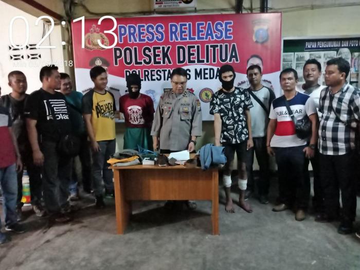 Ditangkap di Warnet, Perampok Spesialis Bobol Rumah di Johor Ditembak Polisi