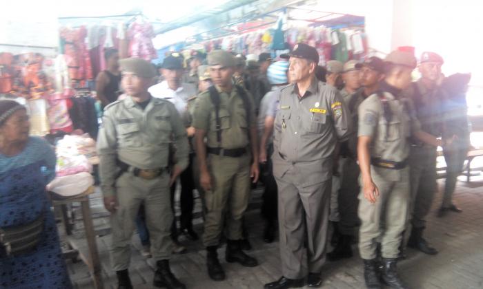 PKL Pasar Inpres Siap Mandi Darah Tolak Penggusuran