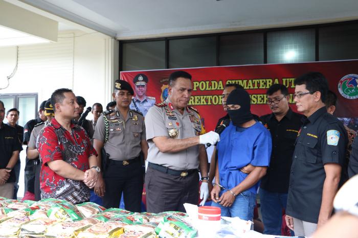 Polda Sumut Bekuk Pemuda Aceh Bawa 28,18 Kilo Sabu