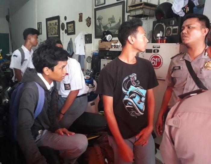 Siswa SMAN 2 Medan Tawuran 
