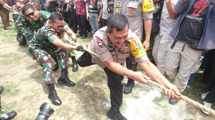 Kapoldasu dan Pangdam I/BB Rayakan Mayday Bersama Ribuan Buruh  