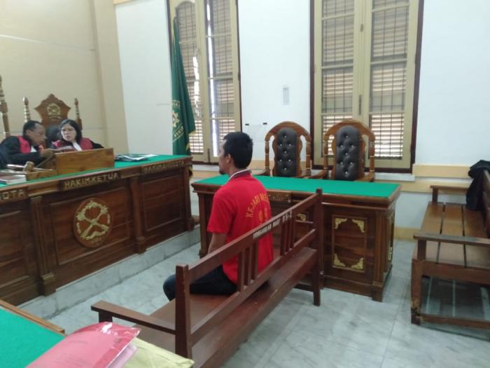 Oknum Dit Sabhara Poldasu Pengedar Sabu Dituntut Rendah