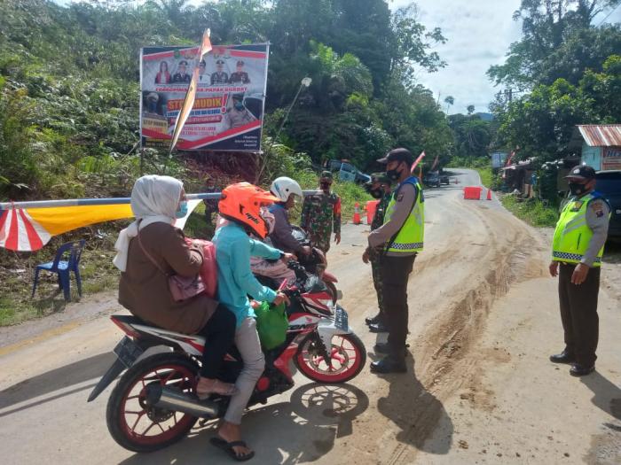 7.047 Kendaraan Diputar Balik
